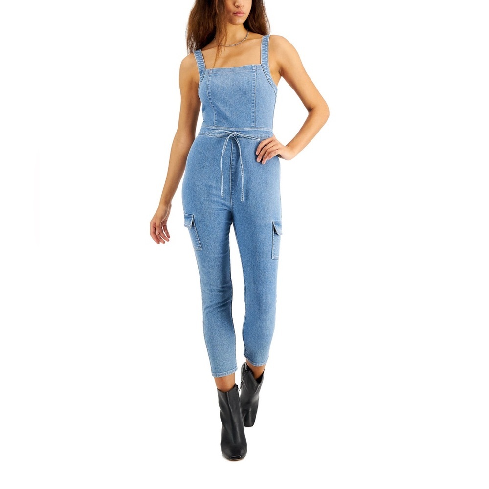 Tinseltown belted Denim Jumpsuit light wash, Size Medium NWT